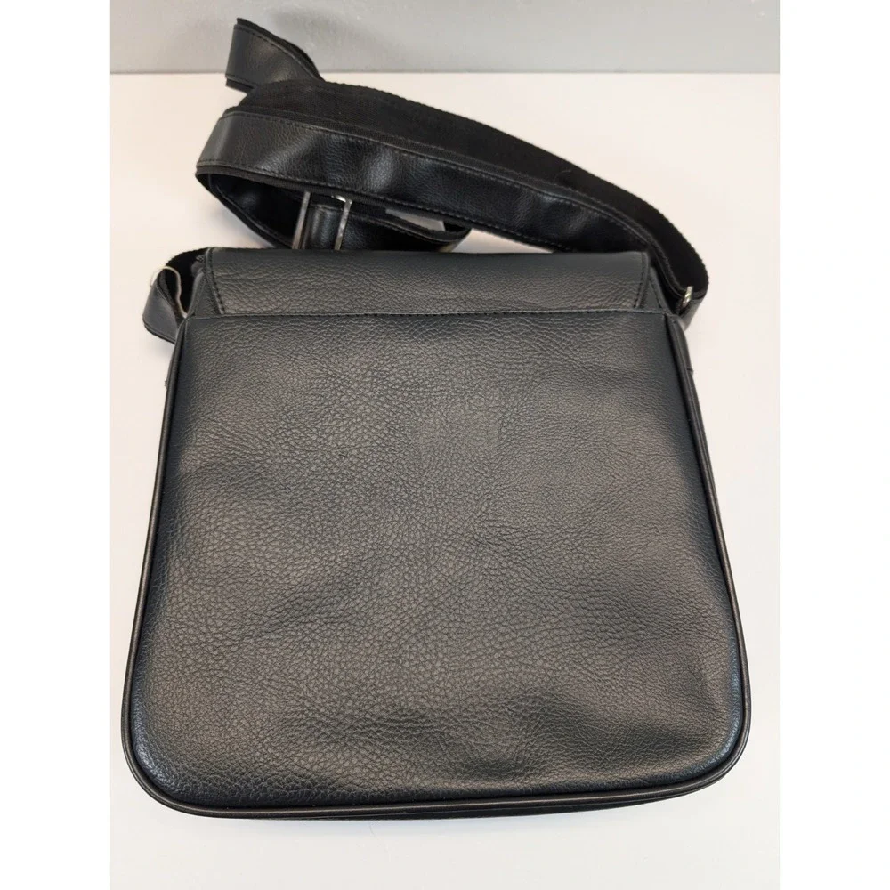 BOSSNI Leather Black Crossbody Handbag Zip Adjustable Strap Pockets NEW
